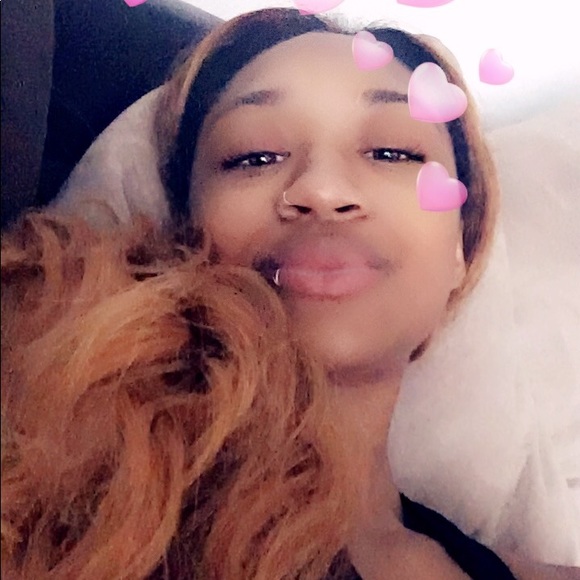 Meet your Posher, Amanie - Picture 1 of 1